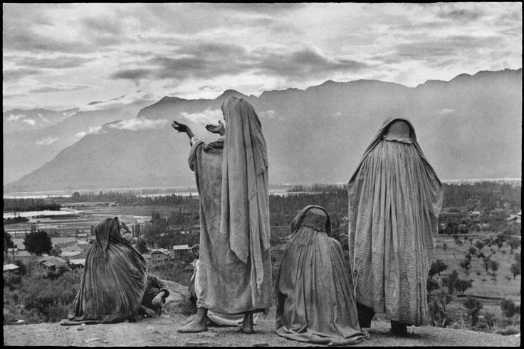Cartier-Bresson style documentary photo